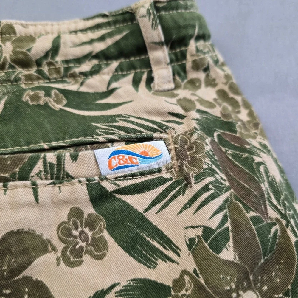 C&C California Floral Shorts Men 34 Tan Tropical Stretch Drawstring Pocket